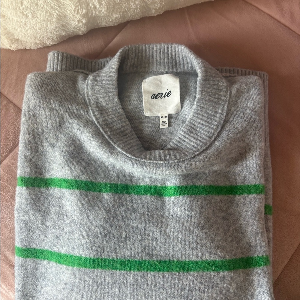Aerie Gray and Green sweater